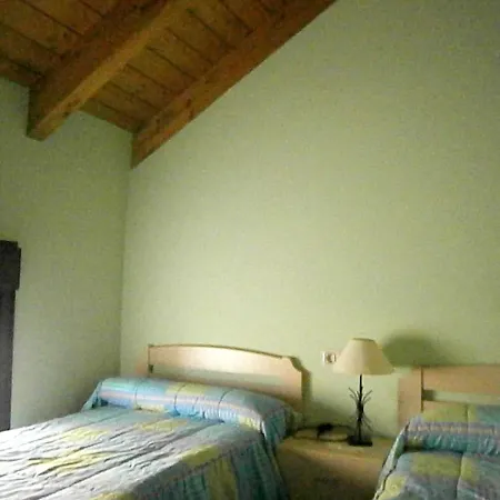 With 3 Bedrooms In With Wonderful Mountain View Enclosed Garden And Wifi * Sorripas