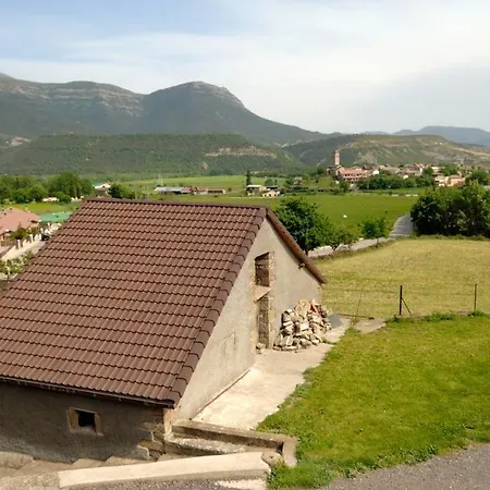 With 3 Bedrooms In With Wonderful Mountain View Enclosed Garden And Wifi Apartment *